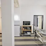 Cozy Apartment In Genova With Kitchen